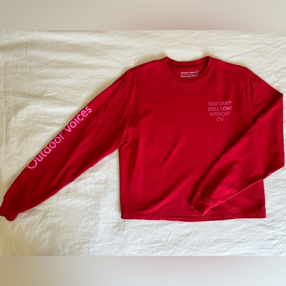 Like New Outdoor Voices Love Without OV Cropped Sweatshirt Small - Picture 4 of 6